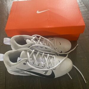 New Nike Alpha Menace 4 Varsity Football Boots